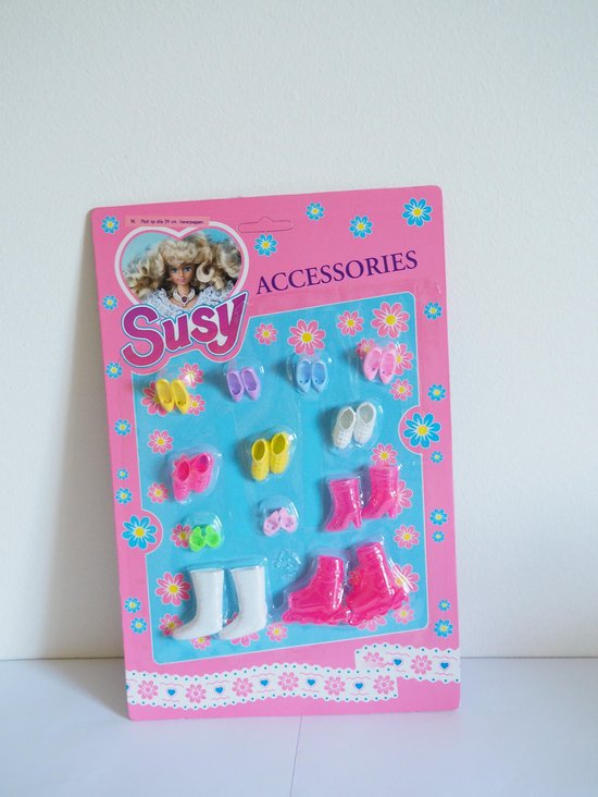 12 paar poppen schoentjes voor tienerpop van Mini Mommy