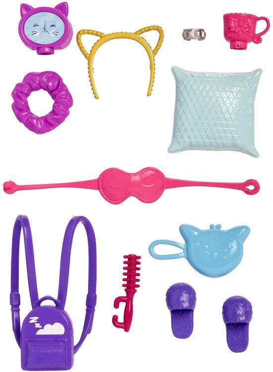 Barbie Accessoires Set met o.a. een Rugzak, Slippers, Kussen en nog veel meer van Barbie