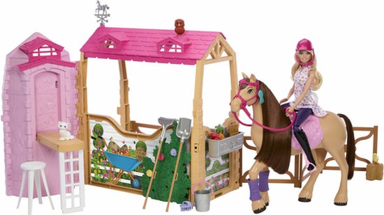 Barbie Mysteries - The Great Horse Chase - Paard Droomstal Speelset van Barbie