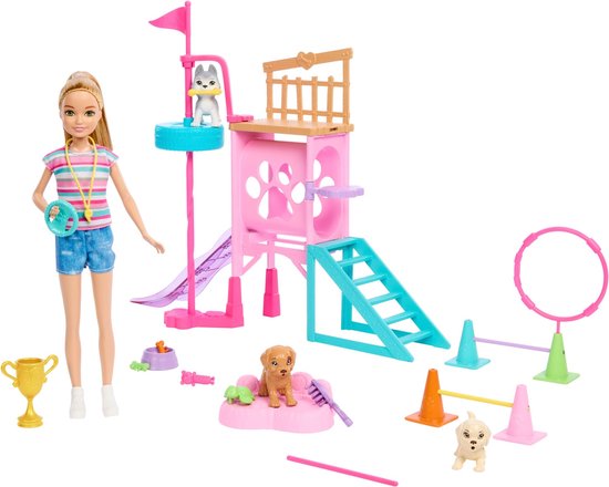 Barbie Stacie Hindernisbaan Puppy's - Met 3 pups - Barbiepop van Barbie