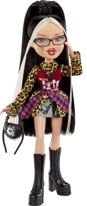 Bratz Stylin'-modepop Jade met aanpasbaar T-shirt voor jou en accessoires