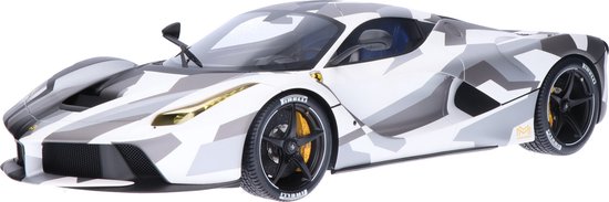 Ferrari LaFerrari BBR Models Modelauto 1:12 2013 BBR1202CAMO Schaalmodel van Ferrari