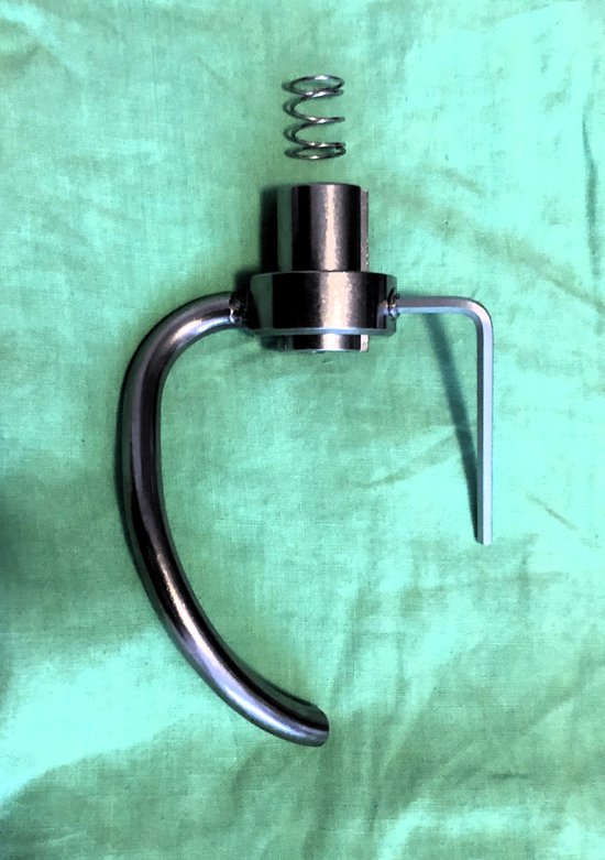 JP12AA , 12 mm asdikte, in hoogte verstelbare deeghaak voor Smeg SMF 02 and 03, Kenwood Patissier, SHG KM 700, Silvercrest SKML650B2, Bourgini Kitchen chef , Bourgini Kitchen chef +, Berlinger house, Bourgini Classic Kitchen Chef, Silvercrest 367923 van Mixmeister