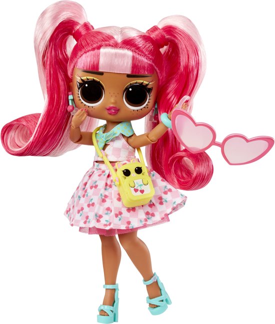 L.O.L. Surprise Tweens Core Doll - Cherry B.B. van L.O.L. Surprise!