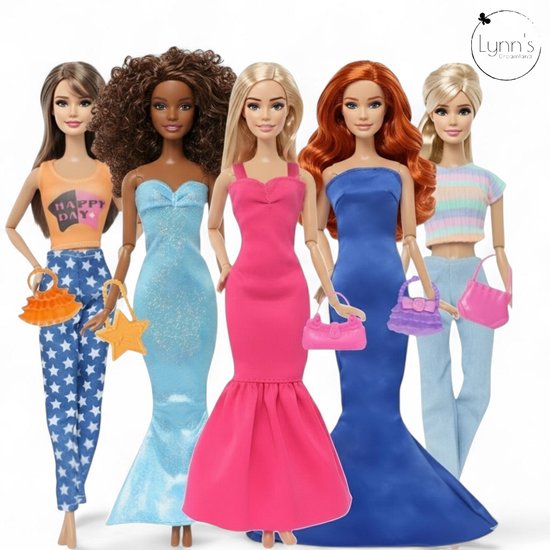 Lynn’s poppenkleertjes - Set ‘Mandy’ - Geschikt voor modepop - Set van 5 outfits en 5 handtassen - Kleding voor modepoppen - Cadeauzakje van Merkloos