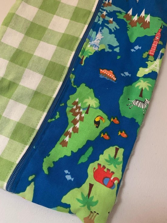 Popjes & Zo luiermapje - luier etui - around the world - blauw groen van POP