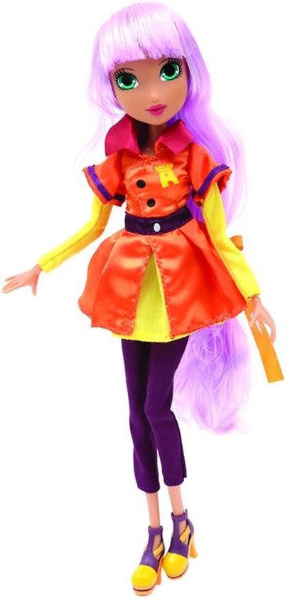 Regal Academy – REG002 – pop – Astoria – 32 cm – met 2 schoenen + kam.