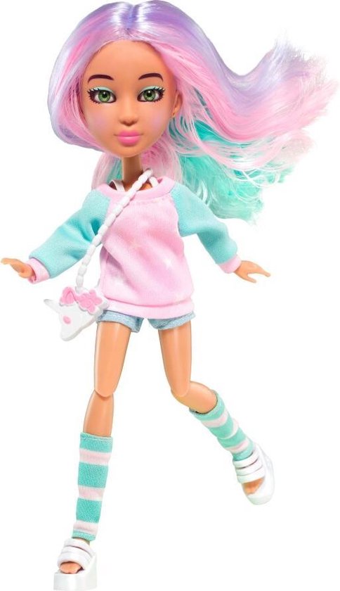 #SNAPSTAR Lola van YULU